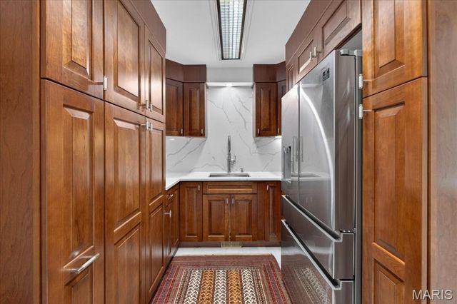 1601 S Warson Road, Ladue, MO 63124