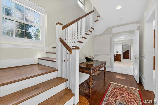 1601 S Warson Road, Ladue, MO 63124