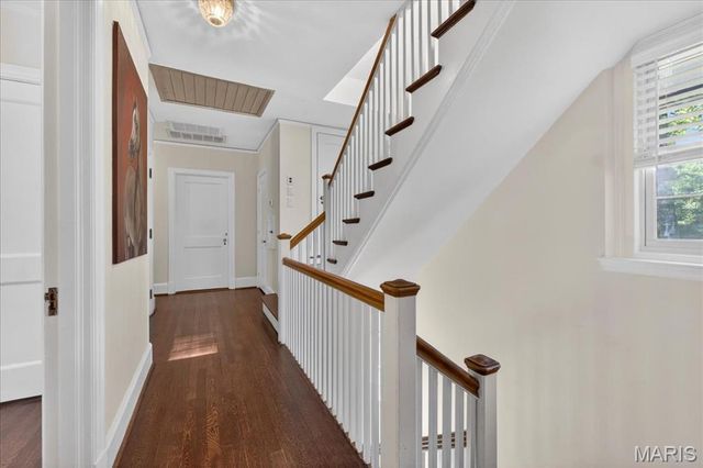 1601 S Warson Road, Ladue, MO 63124