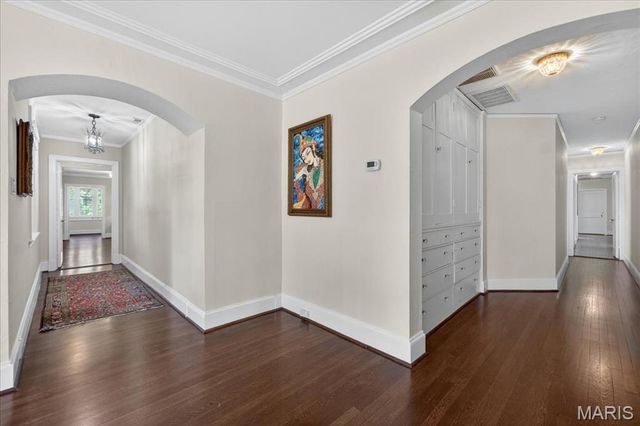1601 S Warson Road, Ladue, MO 63124