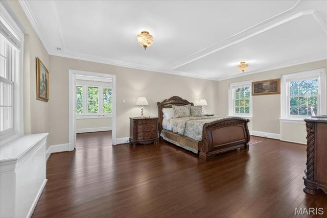 1601 S Warson Road, Ladue, MO 63124