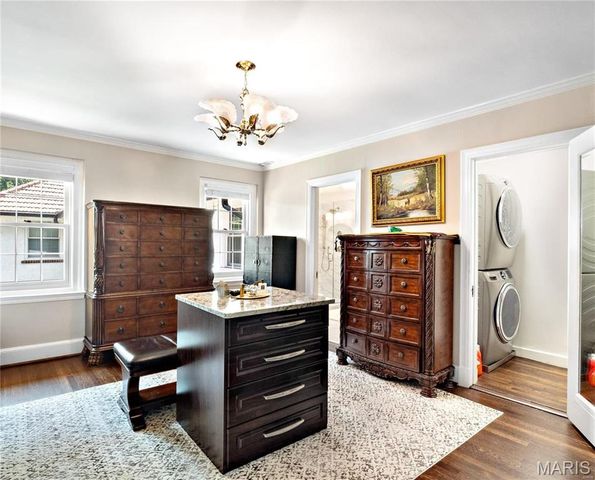 1601 S Warson Road, Ladue, MO 63124
