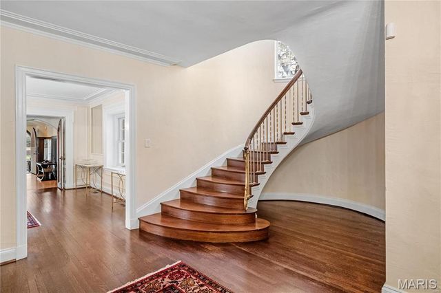 1601 S Warson Road, Ladue, MO 63124