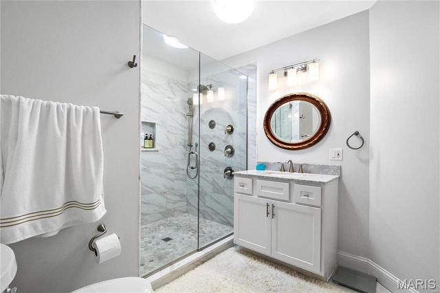 1601 S Warson Road, Ladue, MO 63124