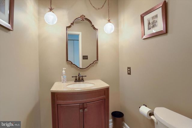 4008 GREEN ST, Harrisburg, PA 17110