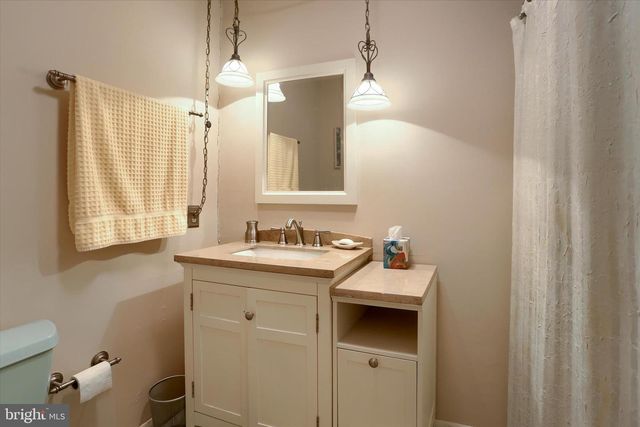 4008 GREEN ST, Harrisburg, PA 17110