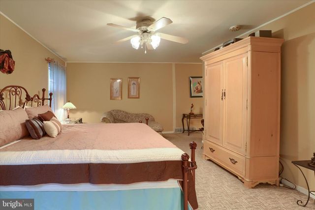 4008 GREEN ST, Harrisburg, PA 17110