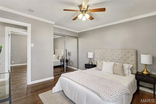 725 Riderwood Drive, Hazelwood, MO 63042