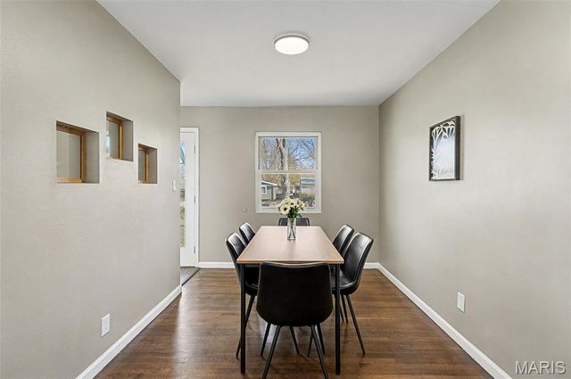 725 Riderwood Drive, Hazelwood, MO 63042