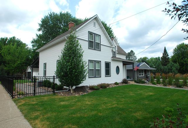 1426 5th Street S, Stillwater, MN 55082