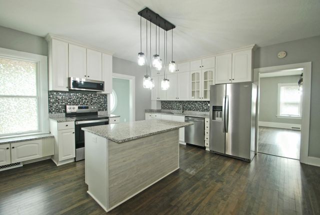 1426 5th Street S, Stillwater, MN 55082