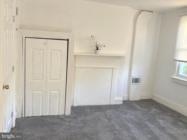 505 LAWRENCE ST, Burlington, NJ 08016