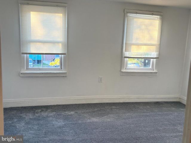 505 LAWRENCE ST, Burlington, NJ 08016