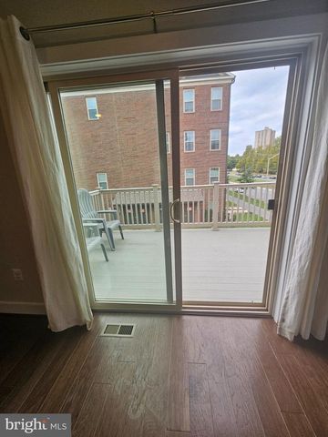 5 MORRISON DR, Gaithersburg, MD 20878