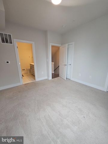 5 MORRISON DR, Gaithersburg, MD 20878