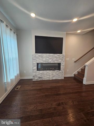 5 MORRISON DR, Gaithersburg, MD 20878