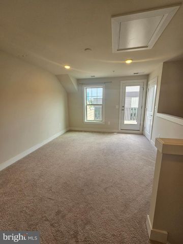 5 MORRISON DR, Gaithersburg, MD 20878