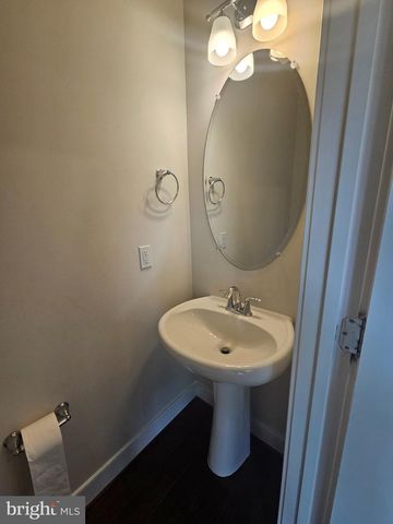 5 MORRISON DR, Gaithersburg, MD 20878