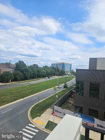 5 MORRISON DR, Gaithersburg, MD 20878