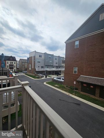 5 MORRISON DR, Gaithersburg, MD 20878