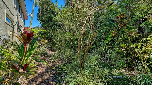 1934 DATURA STREET, Sarasota, FL 34239