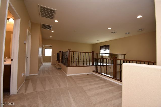 10511 Loma Portal Avenue, Las Vegas, NV 89166