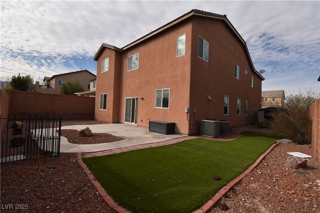 10511 Loma Portal Avenue, Las Vegas, NV 89166