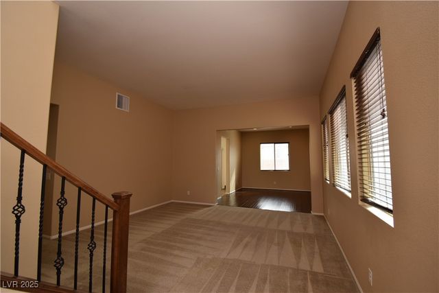 10511 Loma Portal Avenue, Las Vegas, NV 89166