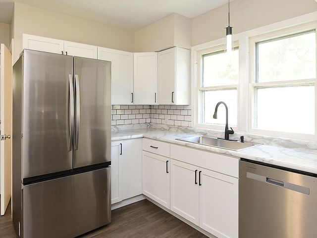 6 HALL Street, Council Bluffs, IA 51503
