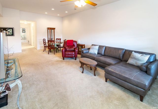 4332 N Fulton Avenue, Evansville, IN 47710