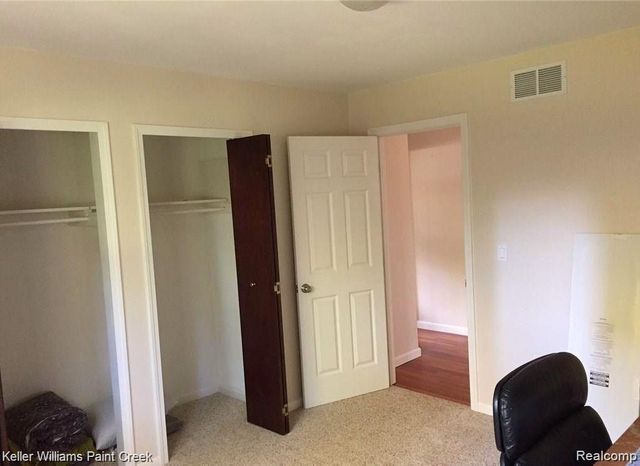 1886 Ruby Avenue, Rochester Hills, MI 48309