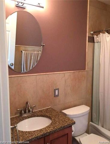 1886 Ruby Avenue, Rochester Hills, MI 48309