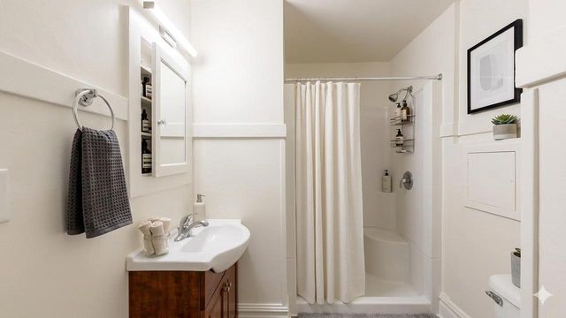 120-122 Franklin Street, Madison, WI 53703
