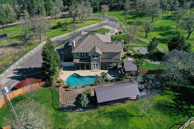 1776 Birdseye Creek Road, Gold Hill, OR 97525