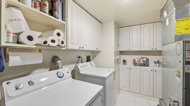 4420 Edinburg Lane, Hanover Park, IL 60133