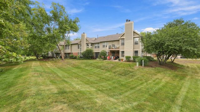 4420 Edinburg Lane, Hanover Park, IL 60133