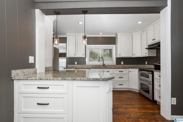 8309 1ST AVENUE SE, Leeds, AL 35094