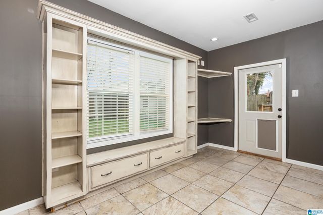 8309 1ST AVENUE SE, Leeds, AL 35094