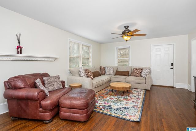 8309 1ST AVENUE SE, Leeds, AL 35094