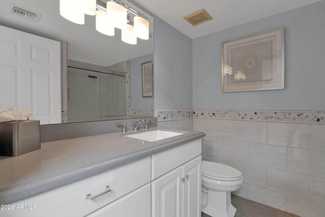 3033 E Rose Lane, Phoenix, AZ 85016