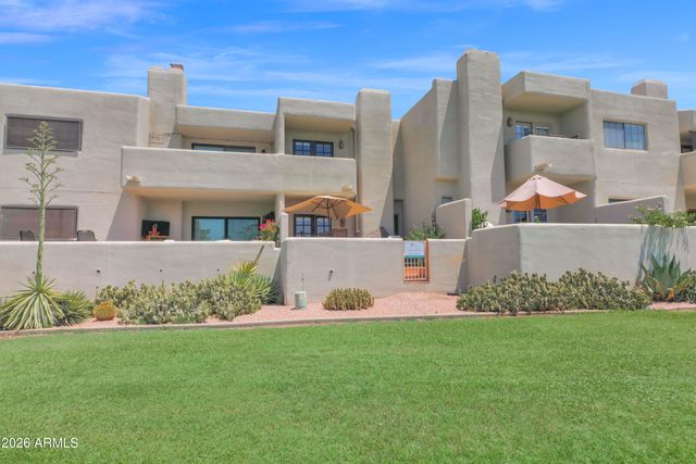 3033 E Rose Lane, Phoenix, AZ 85016