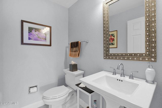 3033 E Rose Lane, Phoenix, AZ 85016