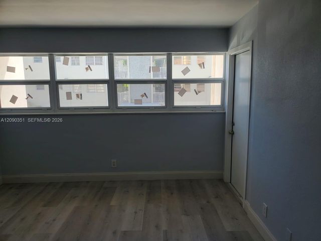 215 SE 3rd Avenue 206D, Hallandale Beach, FL 33009