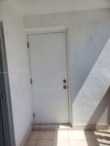 215 SE 3rd Avenue 206D, Hallandale Beach, FL 33009