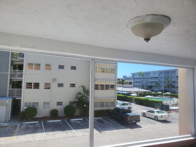 215 SE 3rd Avenue 206D, Hallandale Beach, FL 33009