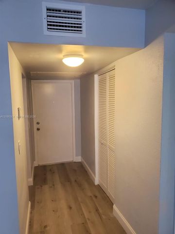 215 SE 3rd Avenue 206D, Hallandale Beach, FL 33009