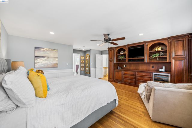 5207 Crestline Way, Pleasanton, CA 94566