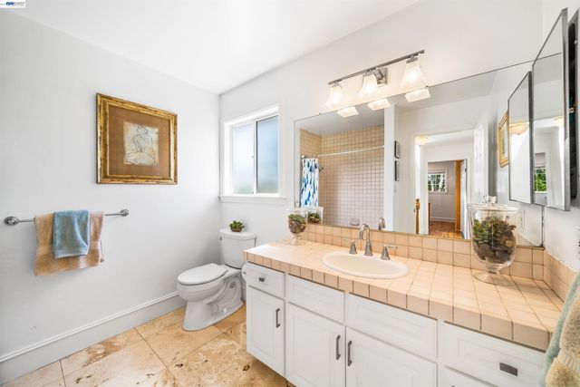 5207 Crestline Way, Pleasanton, CA 94566