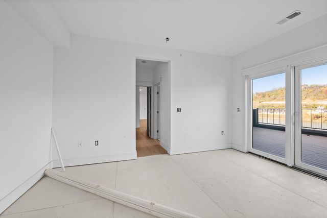 745 Manhattan Boulevard, 403, Dayton, KY 41074