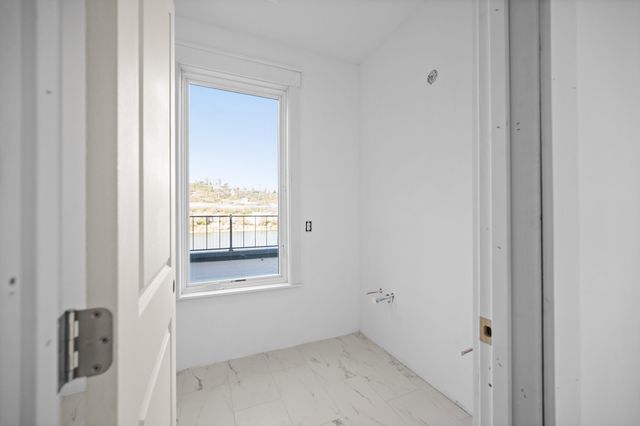 745 Manhattan Boulevard, 403, Dayton, KY 41074